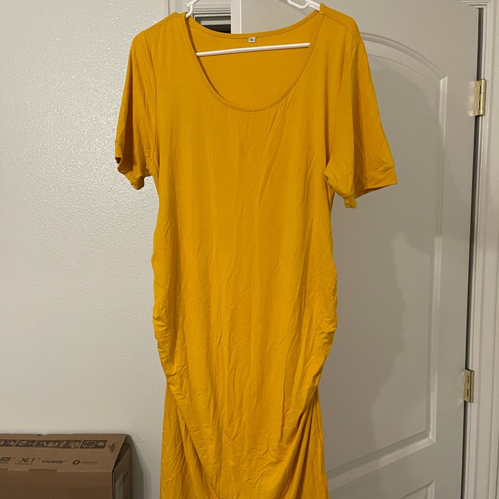 XL maternity dress